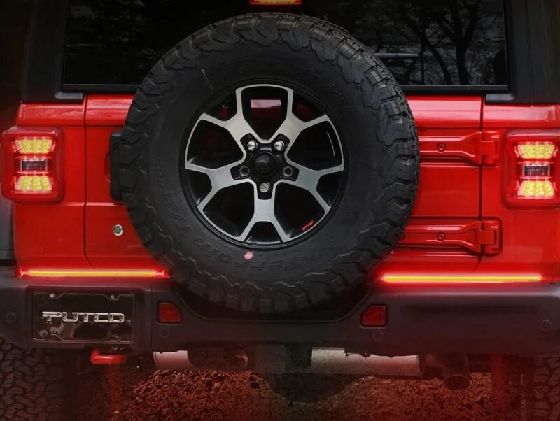 Putco 2019+ Ram 1500/Jeep Wrangler JK/JL 18in Red Split Blade LED Tailgate Light Bar (Pair) - Side View