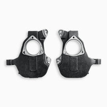 Load image into Gallery viewer, QA1 14-18 GM 1500 Spindle Pair 2in Drop For Steel &amp; Alum - Main Product View
