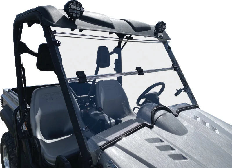 QuadBoss Qb Windbreak Folding Shield - Installation View