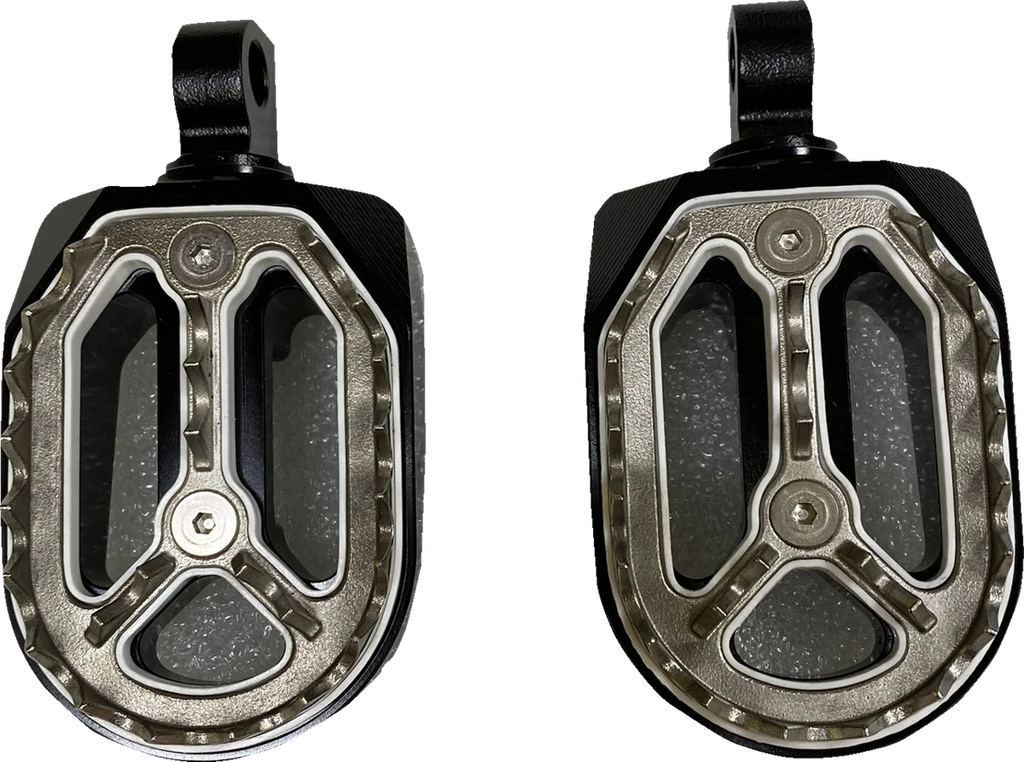 Qualifier Foot Pegs - Black - HD DragSpecialties P17-0/6602BWMD - Main Product View