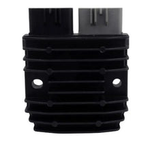 Load image into Gallery viewer, RMSTATOR RMSTATOR SERIES REGULATOR 50 AMP RMS020-106974 - Installation View