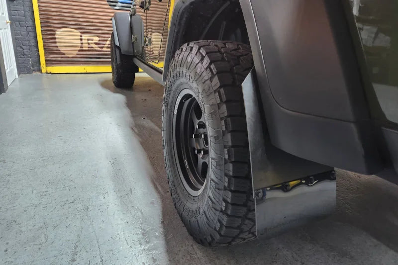 Rally Armor 19-24 Jeep JT Gladiator (Mojave/Rubicon) Black Mud Flap w/Metallic Black Logo - Additional View 6