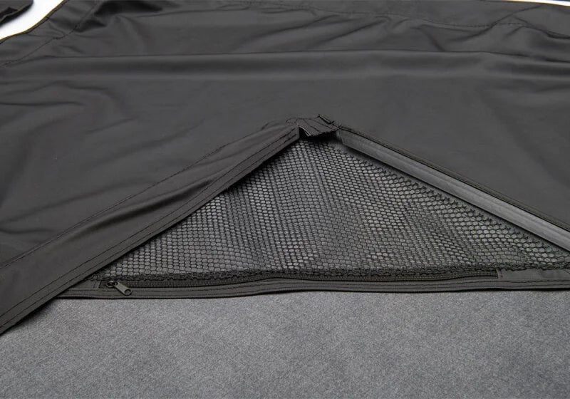 Rampage 1997-2006 Jeep Wrangler(TJ) OEM Replacement Top - Black Diamond - Installation View