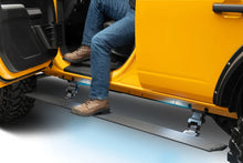Load image into Gallery viewer, RealTruck 21-24 Ford Bronco 4dr VoltStep Electric Running Board Kit (No Drill) - Tex. Blk - Additional View 7