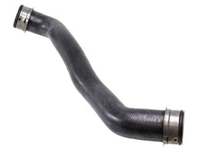 Load image into Gallery viewer, Rein Radiator Hose CHR0668 - Installation View