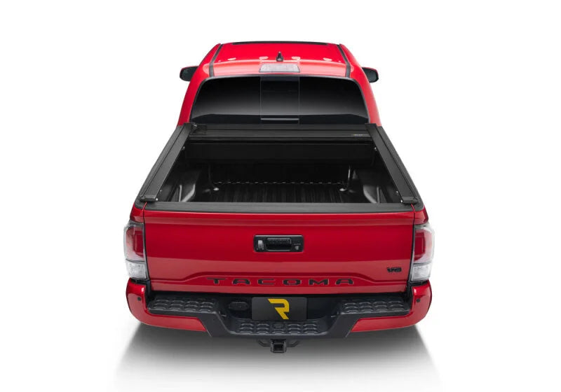 Retrax 07-18 Tundra CrewMax 5.5ft Bed with Deck Rail System RetraxPRO XR - Back View