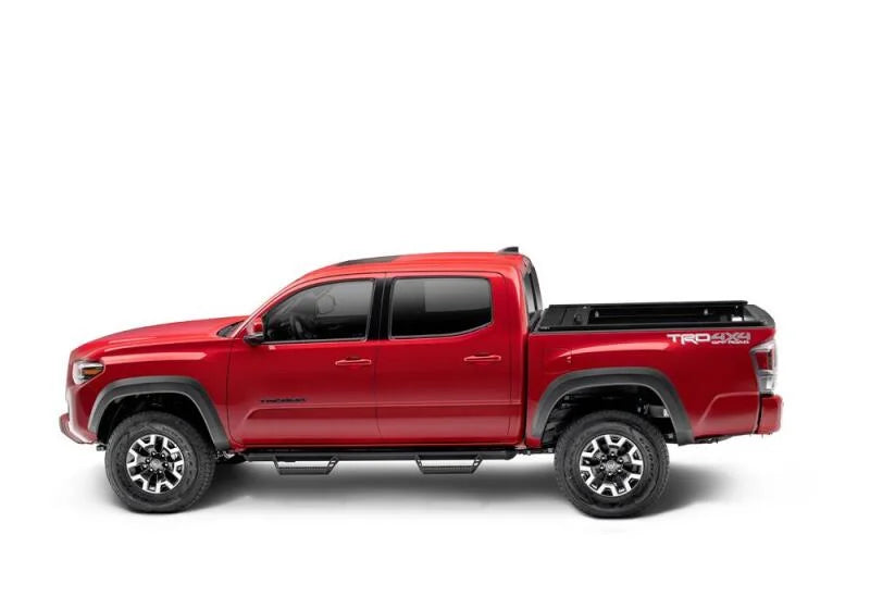 Retrax 07-18 Tundra Regular & Double Cab 6.5ft Bed with Deck Rail System RetraxPRO XR - Side View