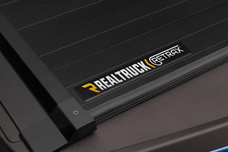 Retrax 20-22 Chevrolet/GMC (6.9ft. Bed) Retrax IX - Back View