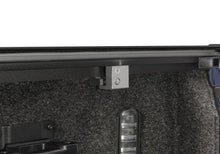 Load image into Gallery viewer, Retrax 20-22 Chevrolet/GMC (6.9ft. Bed) Retrax IX - Additional View 6