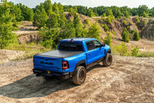 Load image into Gallery viewer, Retrax 20-22 Chevrolet/GMC (6.9ft. Bed) Retrax IX - Additional View 10