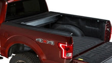 Load image into Gallery viewer, Retrax 20-22 Chevrolet/GMC (6.9ft. Bed) Retrax IX - Additional View 15