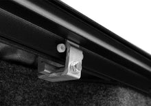 Load image into Gallery viewer, Retrax 2019 Chevy &amp; GMC 6.5ft Bed 1500 RetraxPRO MX - Additional View 7