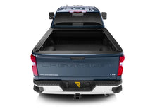 Load image into Gallery viewer, Retrax 2020 Chevrolet / GMC HD 6ft 9in Bed 2500/3500 RetraxONE MX - Back View