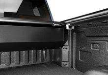 Load image into Gallery viewer, Retrax 2020 Chevrolet / GMC HD 6ft 9in Bed 2500/3500 RetraxPRO MX - Additional View 6
