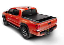 Load image into Gallery viewer, Retrax 2022+ Toyota Tundra CrewMax 5.5ft Bed w/Rail System (Excl Trail Special Edition) RetraxPRO MX - Installation View