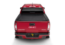 Load image into Gallery viewer, Retrax 2023 GM Colorado/Canyon 5ft Bed RetraxONE MX - Back View