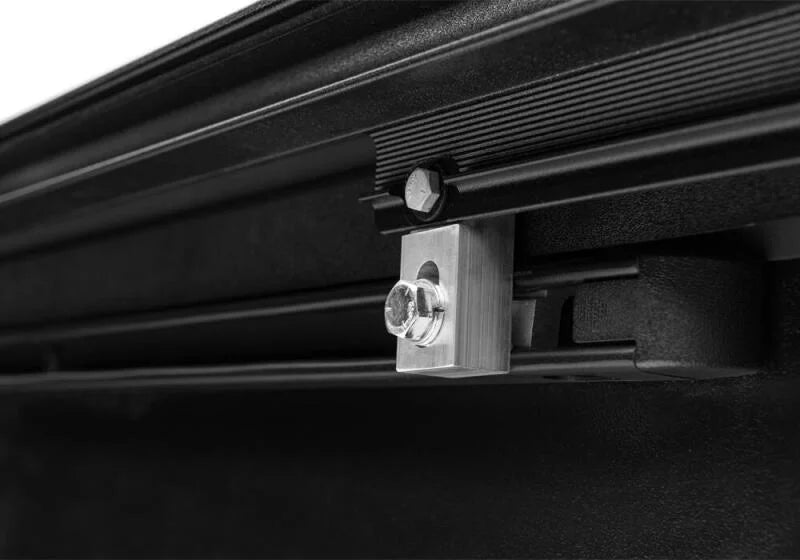 Retrax 2024 Toyota Tacoma 5ft Bed RetraxPRO XR - Additional View 7
