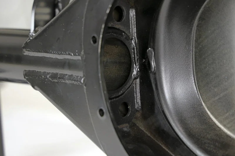 Ridetech 70-81 Chevrolet Camaro / 70-81 Pontiac Firebird Rear Axle Housing Kit - Blk (Narrow Width) - Side View