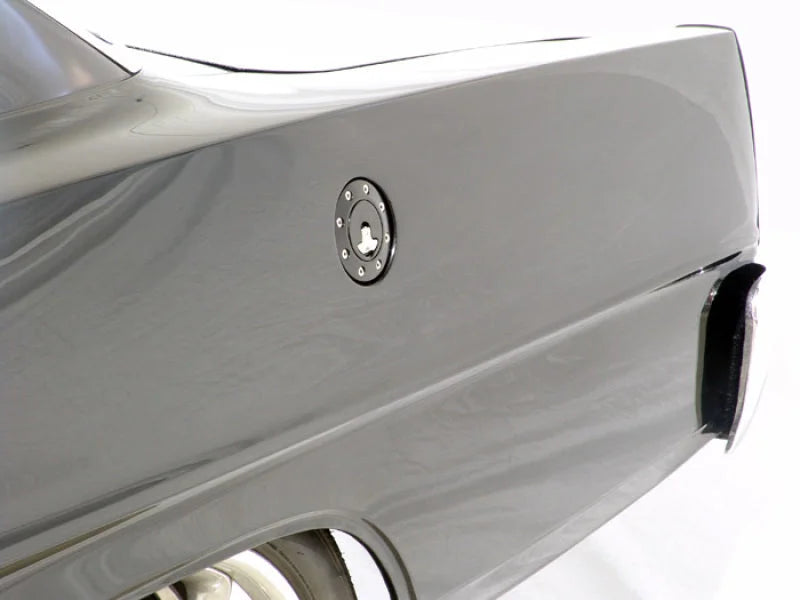 Ridetech Universal Locking Gas Cap (Clear Anodized) - Installation View