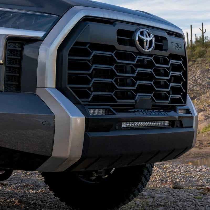 Rigid Industries 2022+ Toyota Tundra 6in SR-Series White Fog Light Kit - Detail View