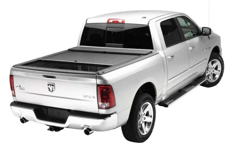 Roll-N-Lock 09-17 Dodge Ram 1500 XSB 67in M-Series Retractable Tonneau Cover - Installation View