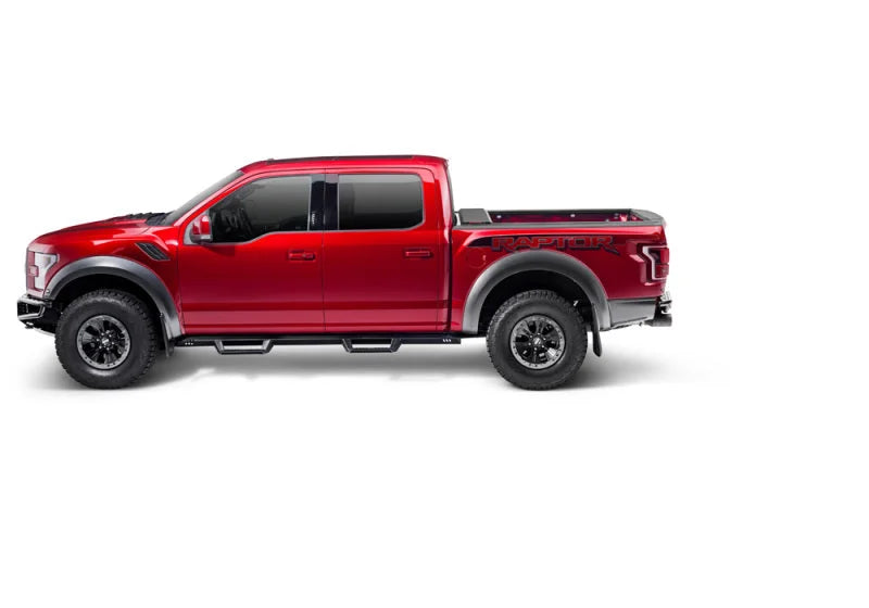 Roll-N-Lock 15-18 Ford F-150 SB 77-3/8in M-Series Retractable Tonneau Cover - Additional View 7