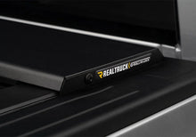 Load image into Gallery viewer, Roll-N-Lock 16-17 Toyota Tacoma Double Cab 60-1/2in E-Series Retractable Tonneau Cover - Additional View 9