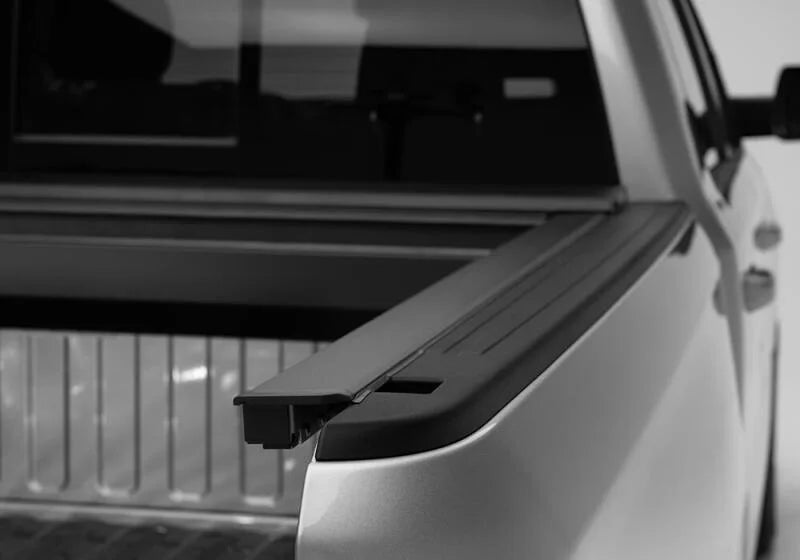 Roll-N-Lock 16-17 Toyota Tacoma Double Cab 60-1/2in E-Series Retractable Tonneau Cover - Additional View 10