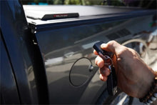 Load image into Gallery viewer, Roll-N-Lock 16-17 Toyota Tacoma Double Cab 60-1/2in E-Series Retractable Tonneau Cover - Additional View 11