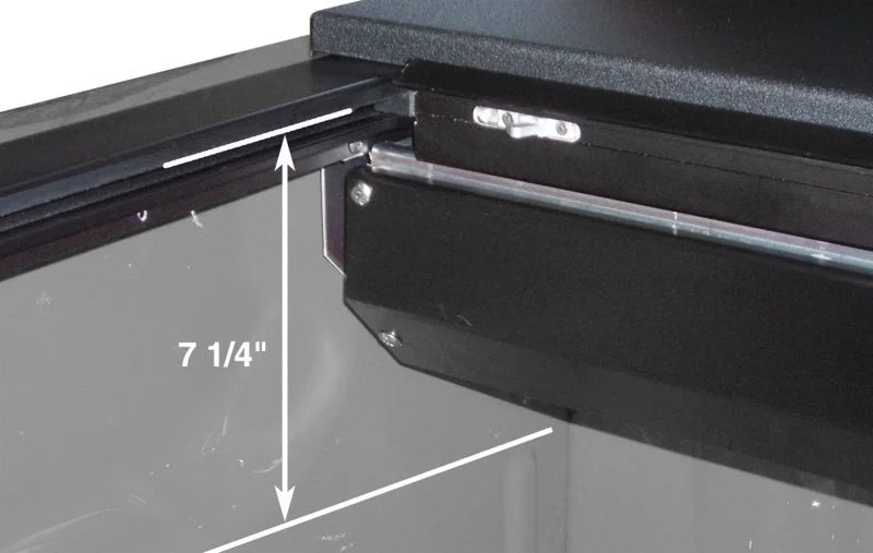 Roll-N-Lock 17-18 Ford F-250/F-350 Super Duty LB 96-1/2in M-Series Retractable Tonneau Cover - Additional View 5