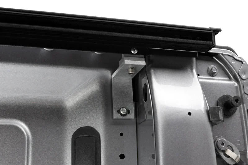 Roll-N-Lock 19-23 RAM 1500 w/o Swing Gate Tailgate SB 76.3in M-Series Retractable Tonneau Cover - Back View