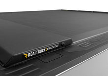 Load image into Gallery viewer, Roll-N-Lock 2019 Chevrolet Silverado 1500 72.5in Bed M-Series Retractable Tonneau Cover - Additional View 7