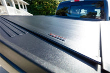 Load image into Gallery viewer, Roll-N-Lock 2019 Ford Ranger 72.7in E-Series Retractable Tonneau Cover - Installation View
