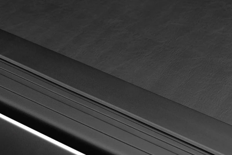 Roll-N-Lock 2019 RAM 1500 65-1/2in M-Series Retractable Tonneau Cover - Additional View 5
