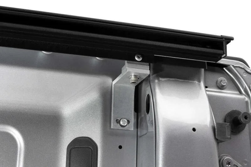 Roll-N-Lock 2019 Ram 1500 XSB 65.5in A-Series Retractable Tonneau Cover - Additional View 9