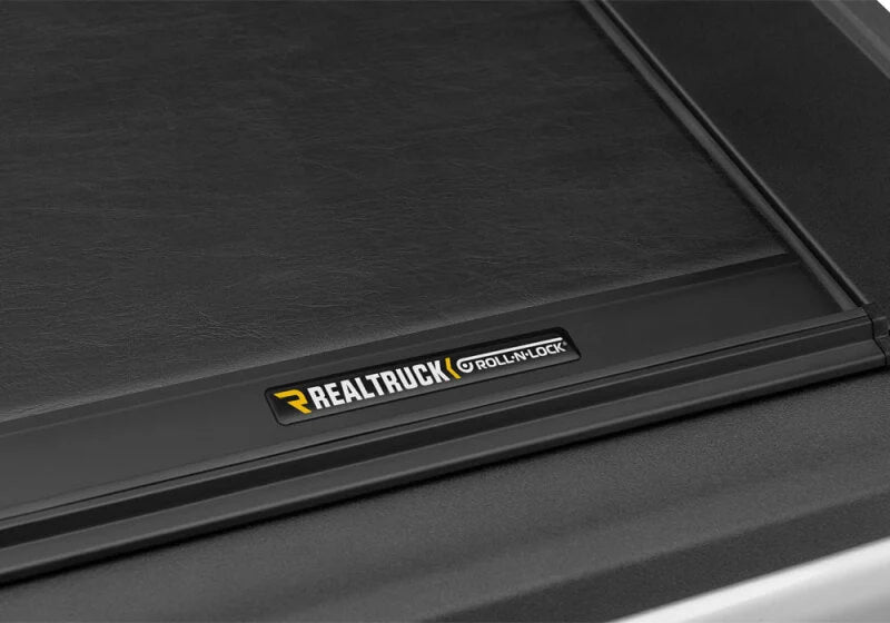 Roll-N-Lock 2020 Jeep Gladiator 5ft bed M-Series Retractable Tonneau Cover - Side View