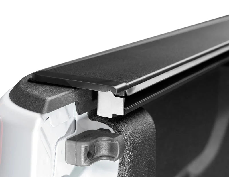 Roll-N-Lock 2020 Jeep Gladiator 5ft bed M-Series Retractable Tonneau Cover - Back View