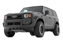 Load image into Gallery viewer, Rough Country 1 Inch Leveling Kit | Toyota Land Cruiser 4WD (2024-2025) - Side View