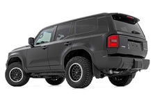 Load image into Gallery viewer, Rough Country 1 Inch Leveling Kit | Toyota Land Cruiser 4WD (2024-2025) - Installation View