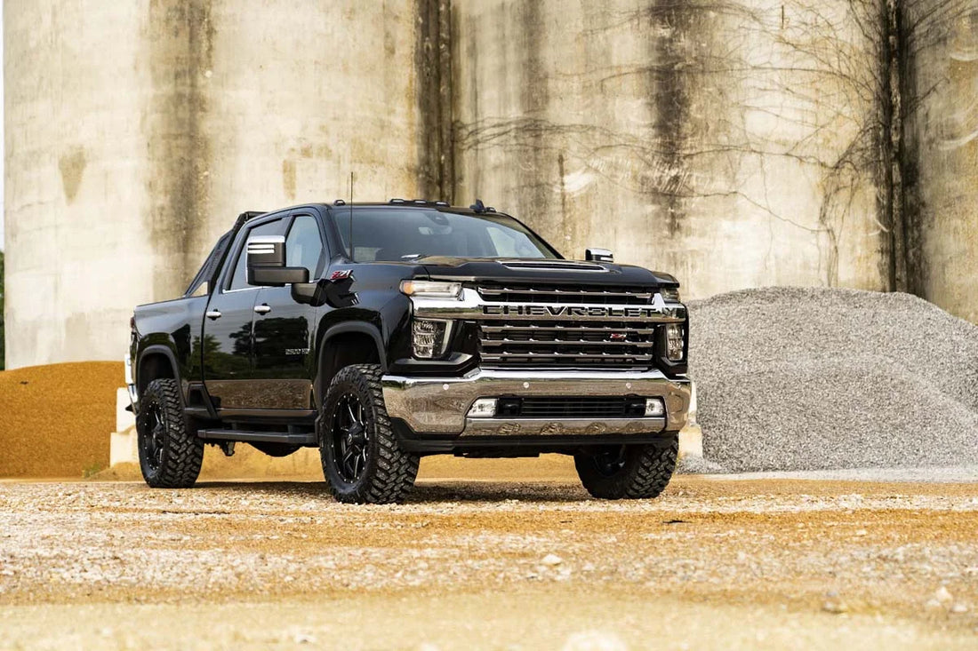 Rough Country 1.5-2 Inch Leveling Kit | N3 | Chevy/GMC 2500HD/3500HD (20-24) 959430 - Installation View