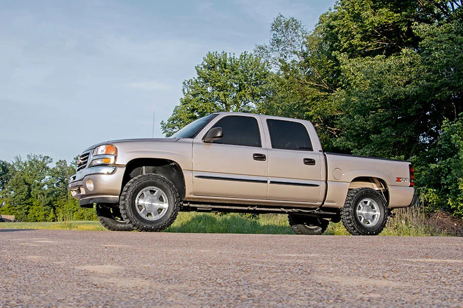 Rough Country 1.5-2 Inch Lift Kit | M1 | Chevy Silverado & GMC Sierra 1500 4WD (1999-2006 & Classic) 28340 - Installation ...