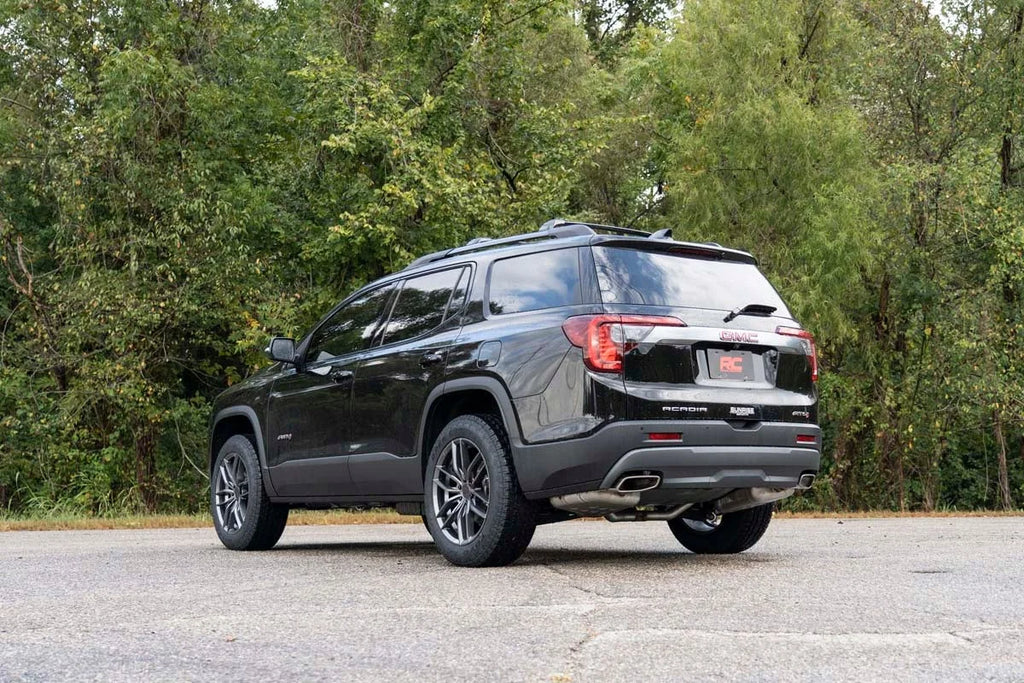 Rough Country 1.5 Inch Lift Kit | GMC Acadia 2WD/4WD (2017-2023) 11005 - Additional View 5