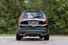 Load image into Gallery viewer, Rough Country 1.5 Inch Lift Kit | GMC Acadia 2WD/4WD (2017-2023) 11005 - Additional View 6