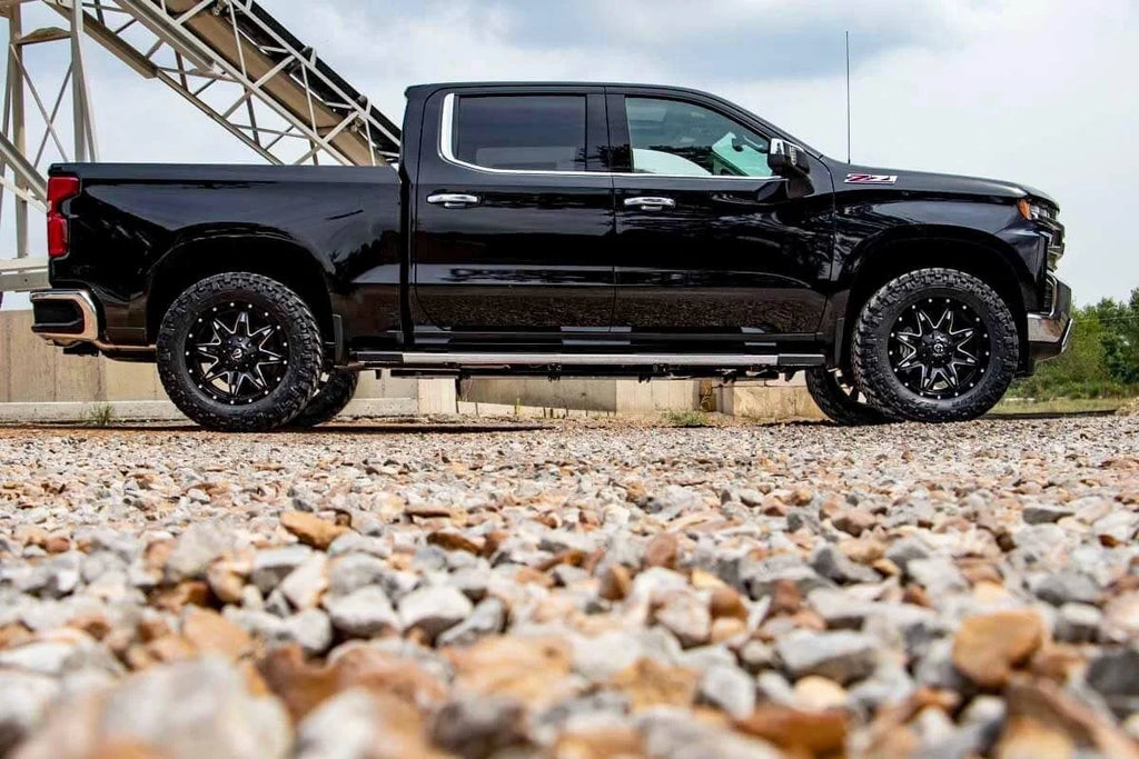 Rough Country 2 Inch Leveling Kit | Chevy Silverado & GMC Sierra 1500 2WD/4WD (2019-2024) 1323 - Additional View 5