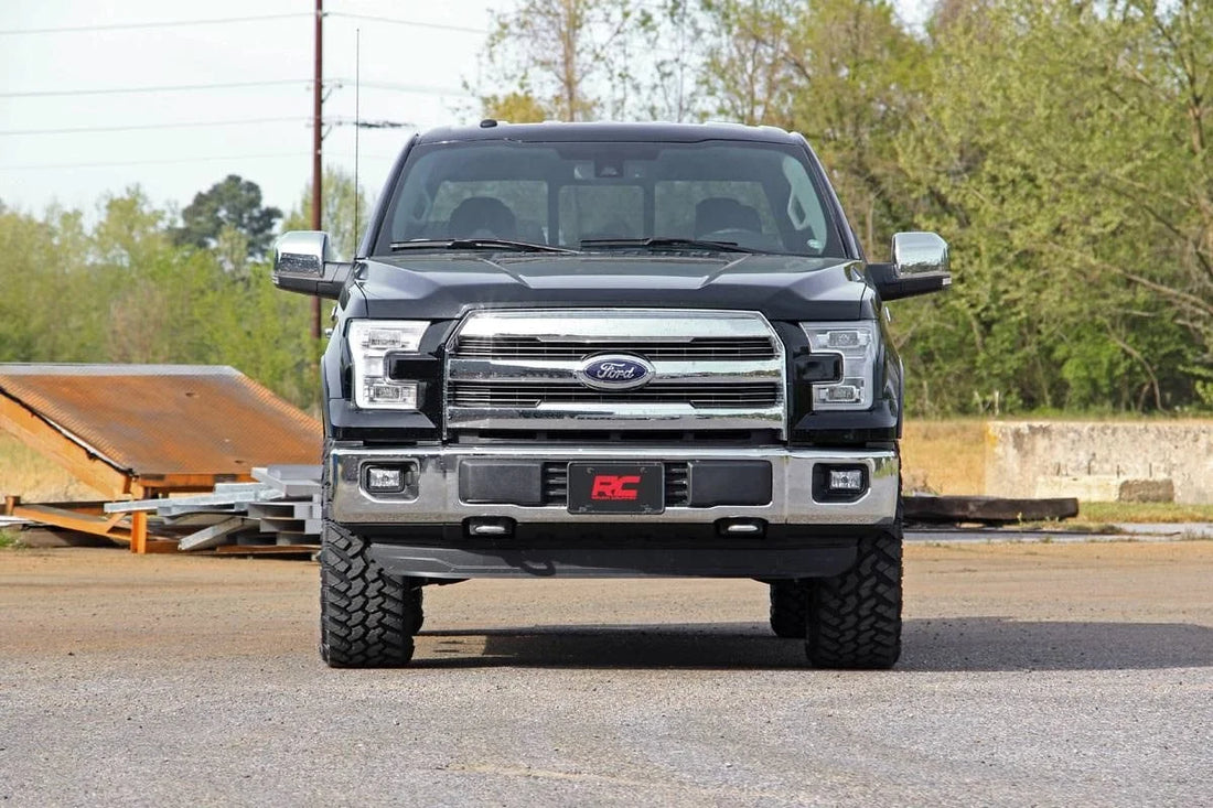 Rough Country 2 Inch Leveling Kit | Ford F-150 (09-24)/Raptor (17-18) 52200 - Side View