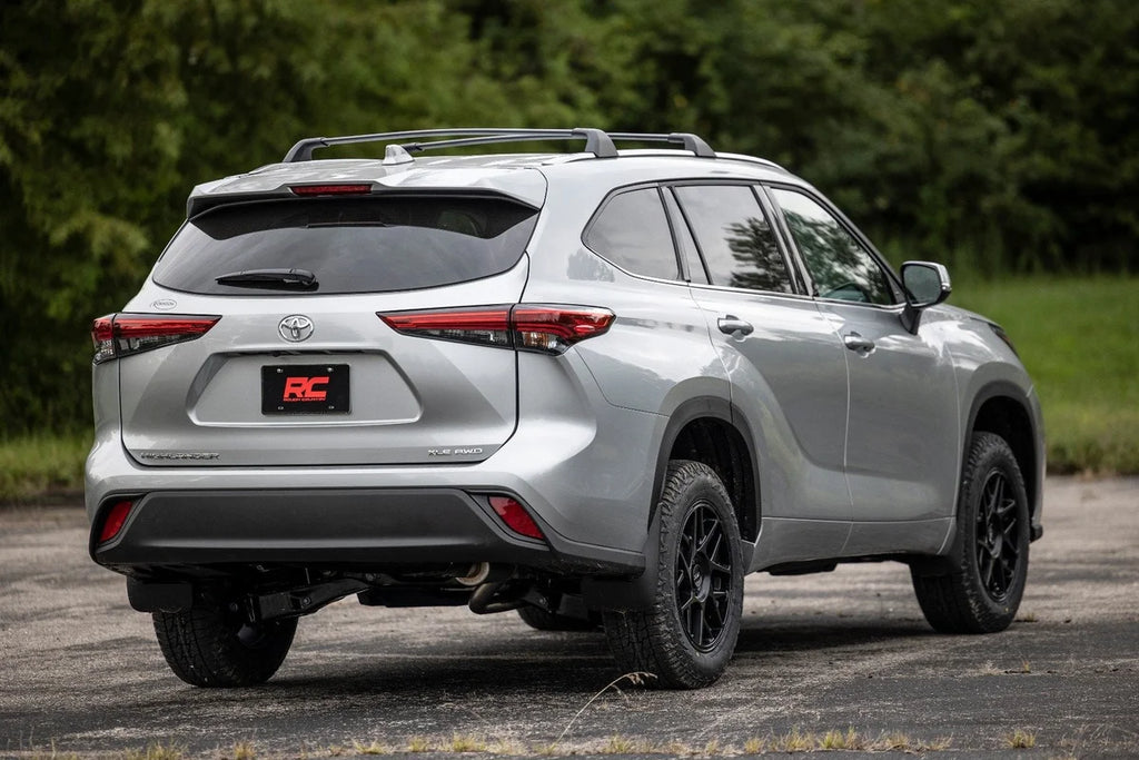 Rough Country 2 Inch Lift Kit | Toyota Highlander 4WD (2020) 73700 - Additional View 5