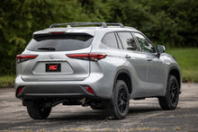 Load image into Gallery viewer, Rough Country 2 Inch Lift Kit | Toyota Highlander 4WD (2020) 73700 - Additional View 5