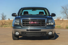 Load image into Gallery viewer, Rough Country 2 Inch Lowering Kit | 4 Inch Rear Lowering | M1 | Chevy/GMC 1500 (14-18 &amp; Classic) - Additional View 5
