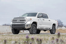 Load image into Gallery viewer, Rough Country 2.5-3 Inch Leveling Kit | Toyota Tundra 4WD (2007-2021) 87000 - Back View