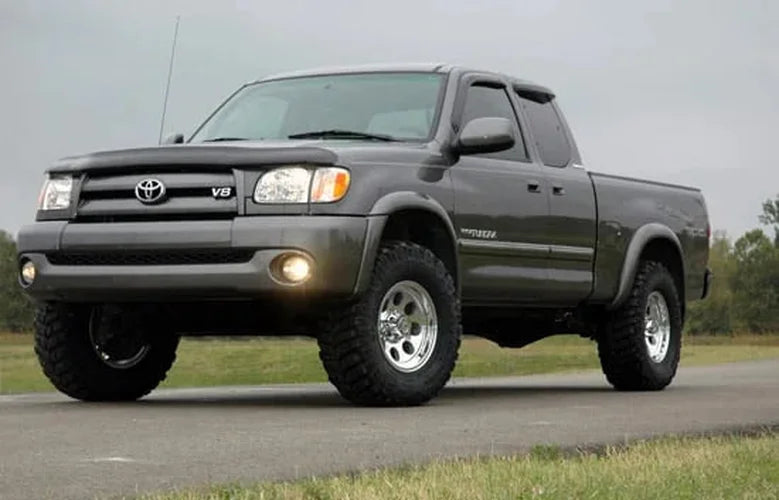 Rough Country 2.5 Inch Leveling Kit | Toyota Tundra 2WD/4WD (2000-2006) 750 - Installation View